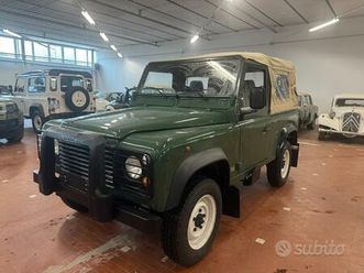 land rover defender 110 2.5 tdi soft top