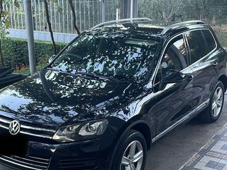 shitet touareg 3.0 nafte 2013 full opsione