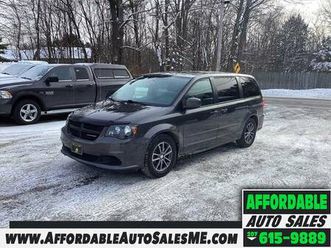 2017 dodge grand caravan se