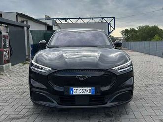 standard range - tech pack plus con tetto pano.