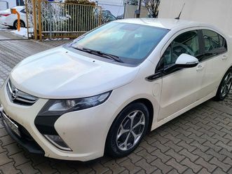 opel ampera vo veľmi dobrom stave, kilometre nabehané po diaľnici žilina - praha.