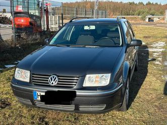 vw bora variant 2,0 grau-metallic