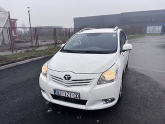 toyota verso 2.0 d-4d, 2012 god.