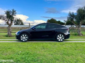 tesla model y tração traseira