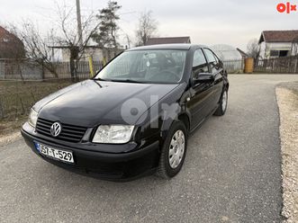 volkswagen bora 1.4 benzin plin 2002 god reg 07/26
