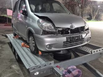 toyota yaris verso 1.3 ≫ 2001 • 1 233 eur • id