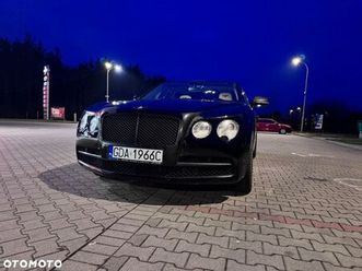 bentley flying spur mulliner