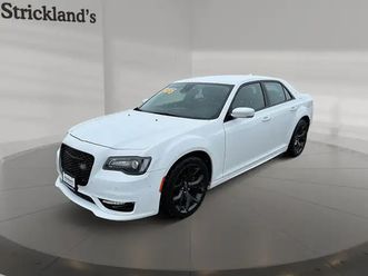 2022 chrysler 300 touring l