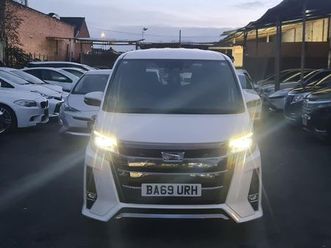 toyota noah hxb hybrid euro 6 auto