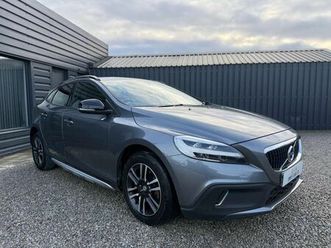 volvo v40 2.0 v40 cross country nav+ t3 5dr