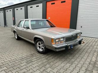 ford ltd crown victoria