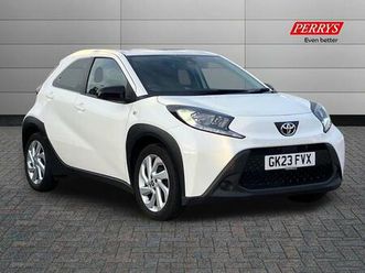 1.0 vvt-i pure euro 6 (start/stop) 5dr