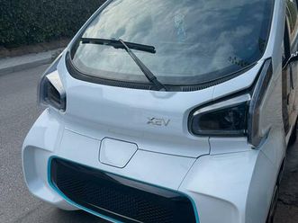 minicar elettrica guidabile a 16anni con patenteb1