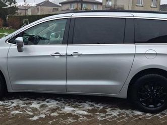 chrysler pacifica 3.6l 4x4 touring l