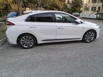 hyundai ioniq hybrid