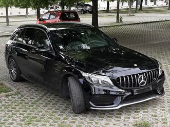 mercedes-benz c 300 h amg line