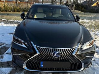 lexus es 300h luxury