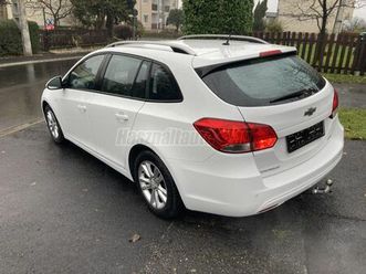 chevrolet cruze sw 1.6 lt plus 135000km szervizkönyv vonóhorgos