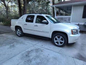 2011 chevrolet avalanche ltz