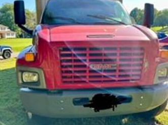 2007 gmc 18ft. box truck