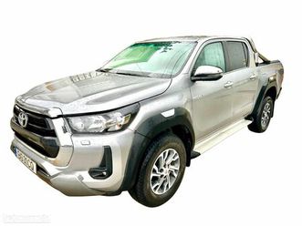 toyota hilux 2.4 d-4d 4wd tracker