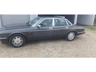 daimler double six insigna - 1994