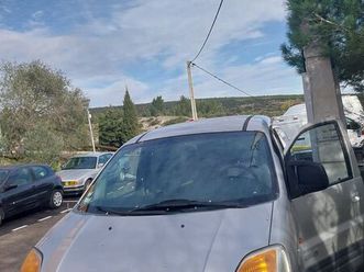 voiture hyundai satellite 9 places