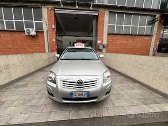 toyota avensis 2.0 d-4d 16v station wagon