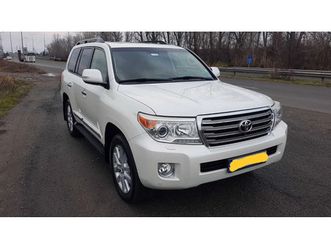 toyota land cruiser v8 200 серия