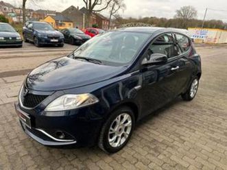 ② lancia ypsilon 0,9l twin air opening édition automatique — lancia — 2ememain