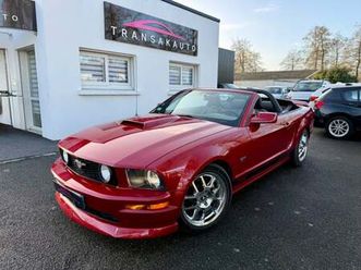 ford mustang 4.6 v8 305ch cabriolet v8 gt