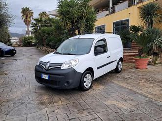renault kangoo 1.5 dci 90cv s&s 3 posti in cabina