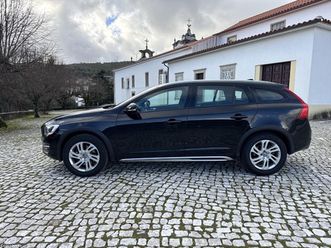 volvo v60 cross country d3 março/16