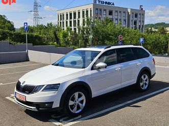 skoda octavia scout dsg 4x4, virtual, panorama 110 kw