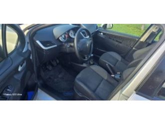 peugeot 207 sw ≫ 2009 • 1 590 eur • id