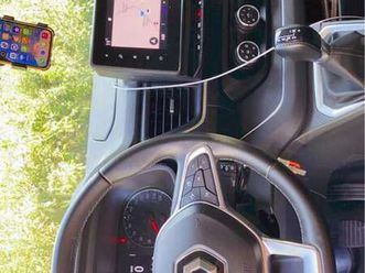 renault trafic passenger