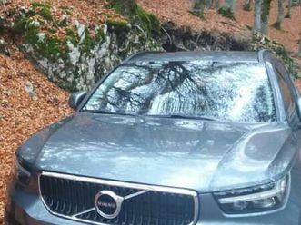 volvo xc40 d3 del 2019 usata a cervaro