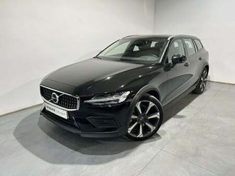 volvo v60 cross country b4 core awd aut.
