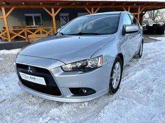mitsubishi lancer sportback 1.6 invite