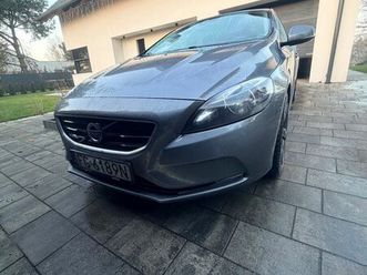 volvo v40 d4 drive-e r-design kinetic