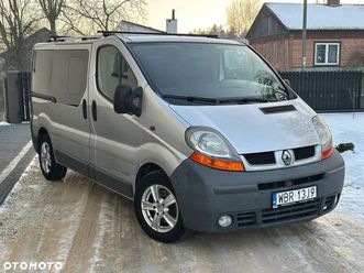 renault trafic 2.5 dci passenger authentique