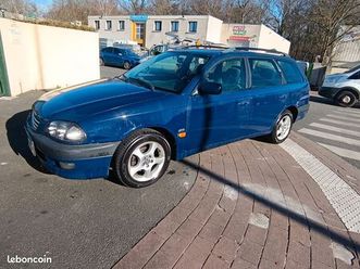 toyota avensis 2.0 climatisé