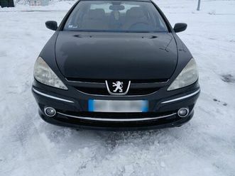 je vends une peugeot 607