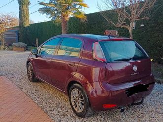 véhicule fiat punto evo
