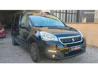 peugeot partner, automatique, 1.6 blue-hdi 100 chvx, distribution neuve....