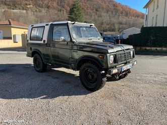 très beau susuki samouraï