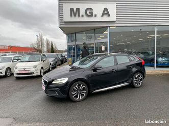 volvo v40 cross country 150 ch | toit panoramique | cuir | gps | régulateur de vitesse