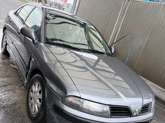 voiture mitsubishi carisma