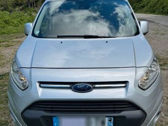 vend ford tourner grand titanium