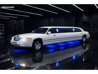 limouisine lincoln town car – vp – prestige événementiel clé en main